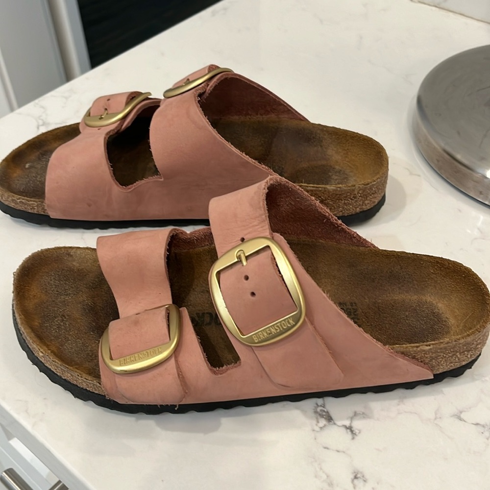 “Barbie” pink Birkenstock’s